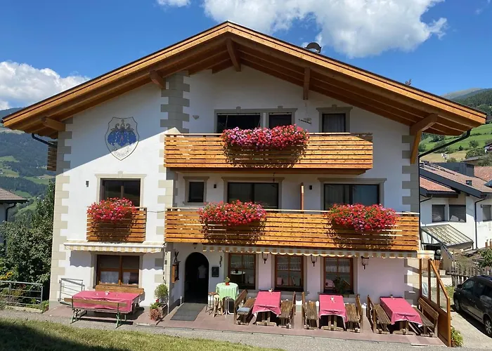 Gasthaus St. Valentin Chiusa photo