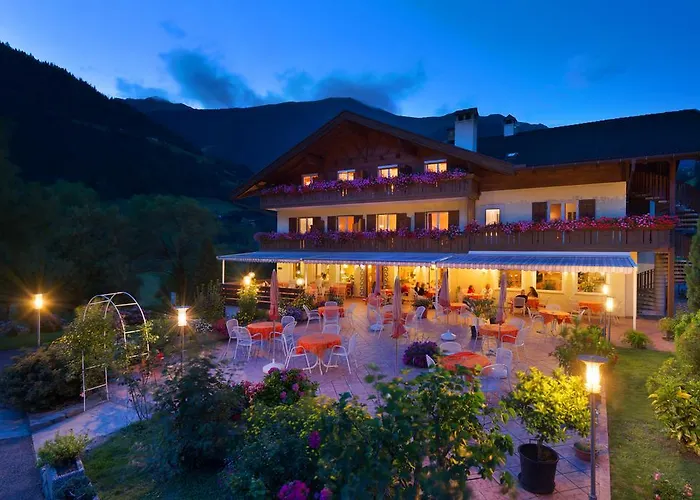Hotel Klotz San Leonardo in Passiria photo