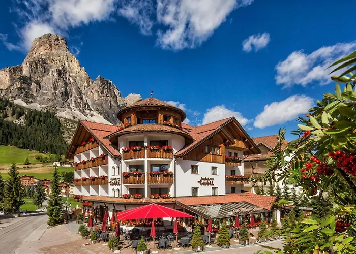 Hotel Table Corvara In Badia photo