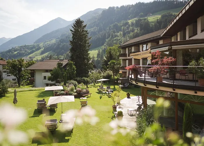 Hotel Theresia San Leonardo in Passiria photo