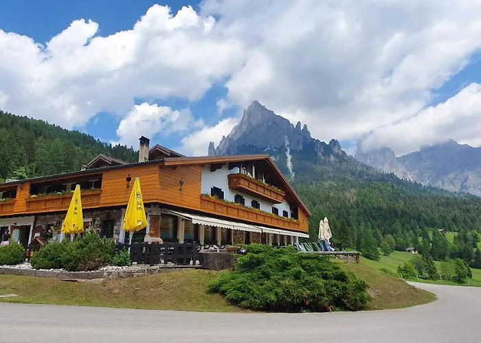 Chalet Piereni Fiera Di Primiero photo