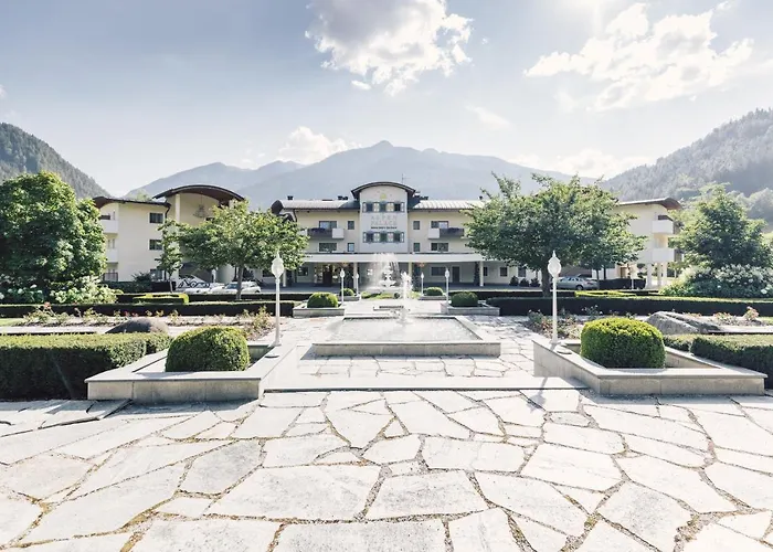 Alpenpalace Luxury Hideaway & Spa Retreat Hotel Lutago photo