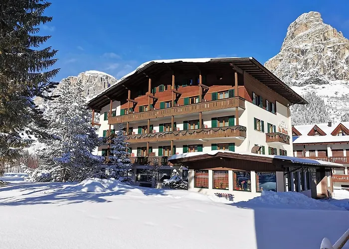 Hotel La Plaza Corvara In Badia photo