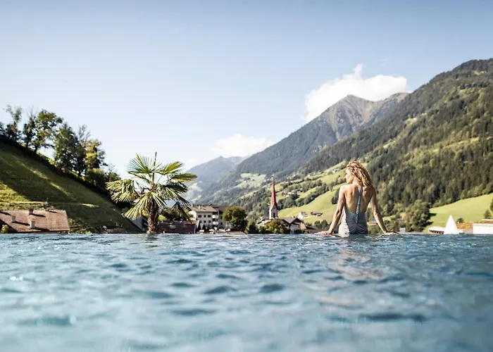Stroblhof Active Family Spa Resort San Leonardo in Passiria photo