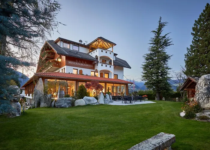 Mineralienhotel Natznerhof photo