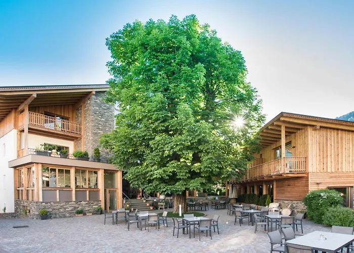Hotel Gasthof Hoellriegl Sarentino photo