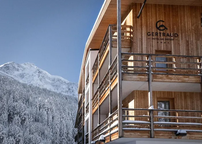 Hotel Gertraud Solda photo