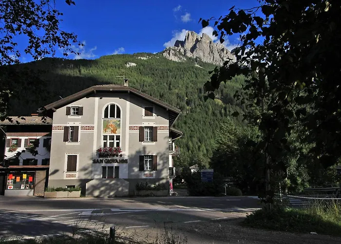 Hotel San Giovanni Vigo di Fassa photo