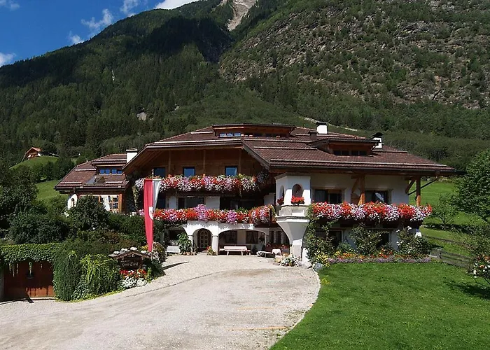 Haus Tirol Hotel Molini di Tures photo