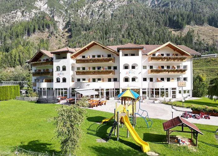 Hotel Alpin Colle Isarco photo