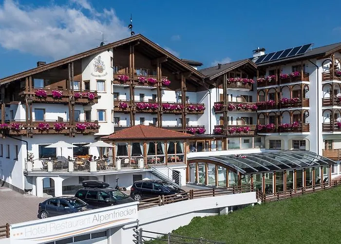 Hotel Alpenfrieden Maranza photo