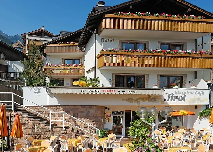 Hotel Tirol foto