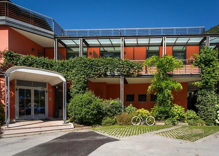 Hotel Due Laghi Padergnone photo