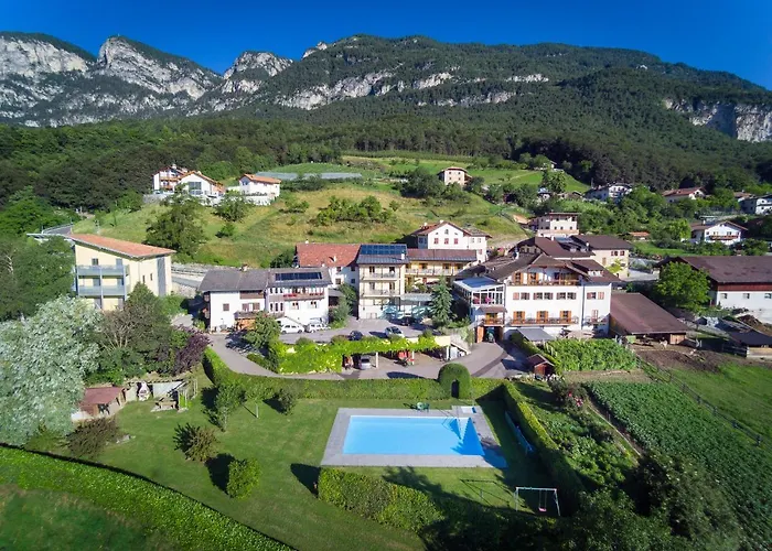 Hotel Gasthof Goldener Adler St. Michael an der Etsch Foto